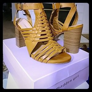 Madden girl Remmie Cognac Strap